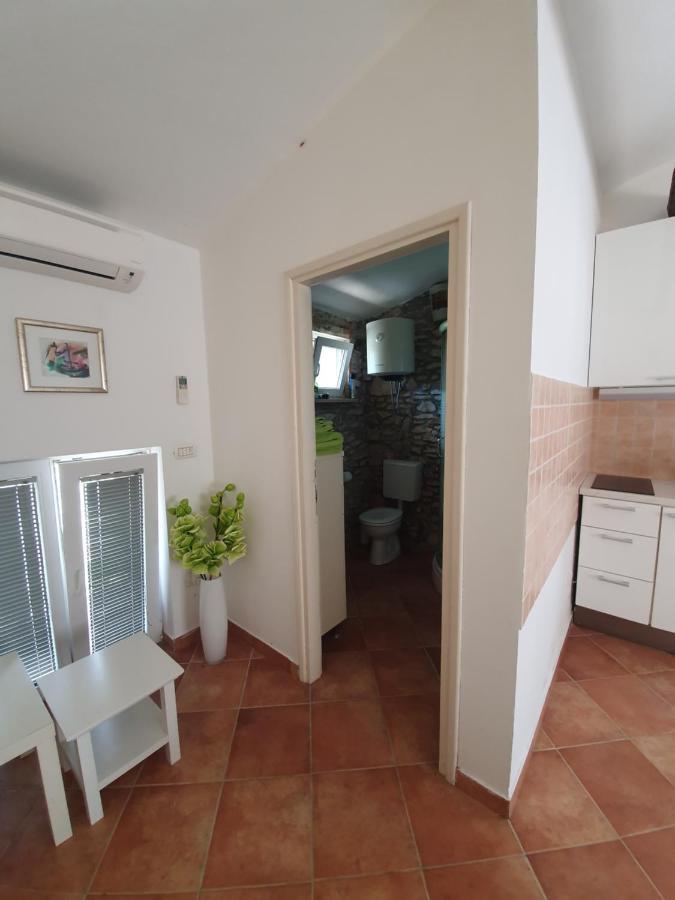 Villa Istrska Kamnita Hisa Soncni Medulin Exterior foto