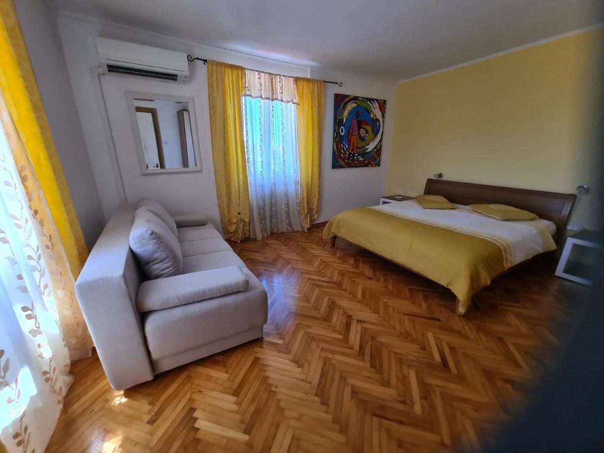 Villa Istrska Kamnita Hisa Soncni Medulin Exterior foto